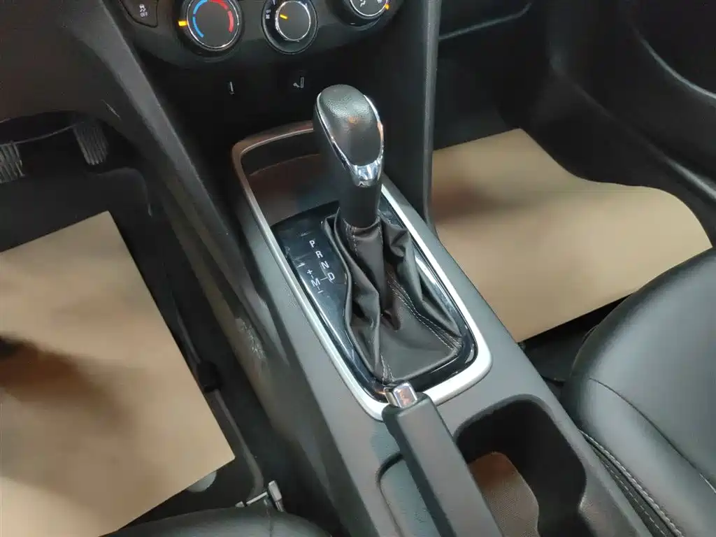 Chevrolet Cavalier 2019 320 Automatic Joy Edition фото 14
