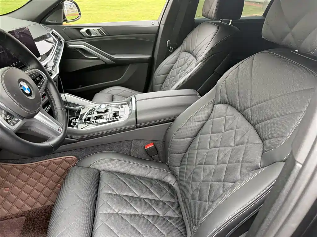 BMW X6 2023 xDrive40i Premium M Sport Package фото 9