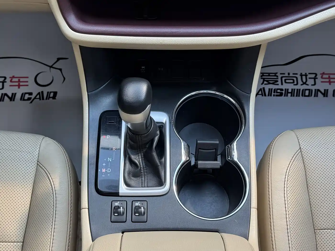 Photo 13 - Toyota Highlander
