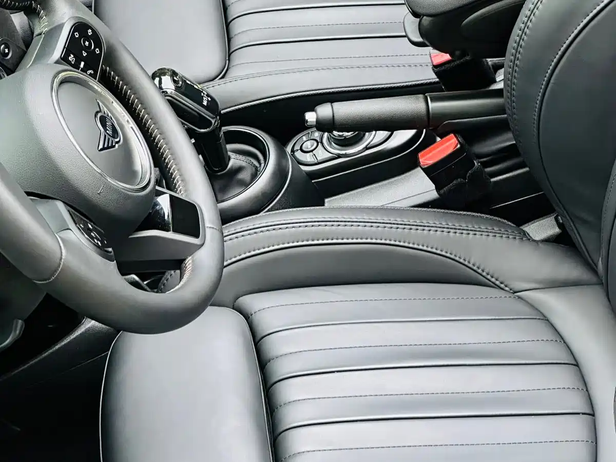 MINI 2023 Facelift 2.0T COOPER S CABRIO Artist фото 17