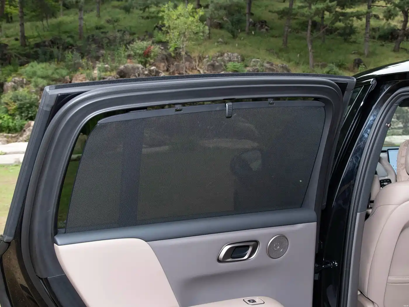 Li Auto i6 2025 2025 4WD Base Model