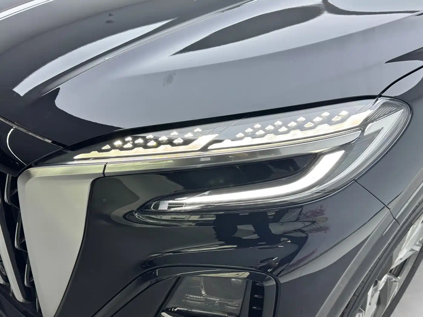 Hongqi HS3 PHEV 2025 2025 125km Jingwei 2 Million Commemorative Edition