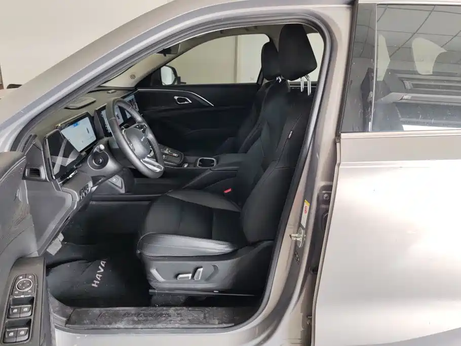 Haval Xiaolong MAX 2024 2023 1.5L Hi4 105 4WD Pilot Edition