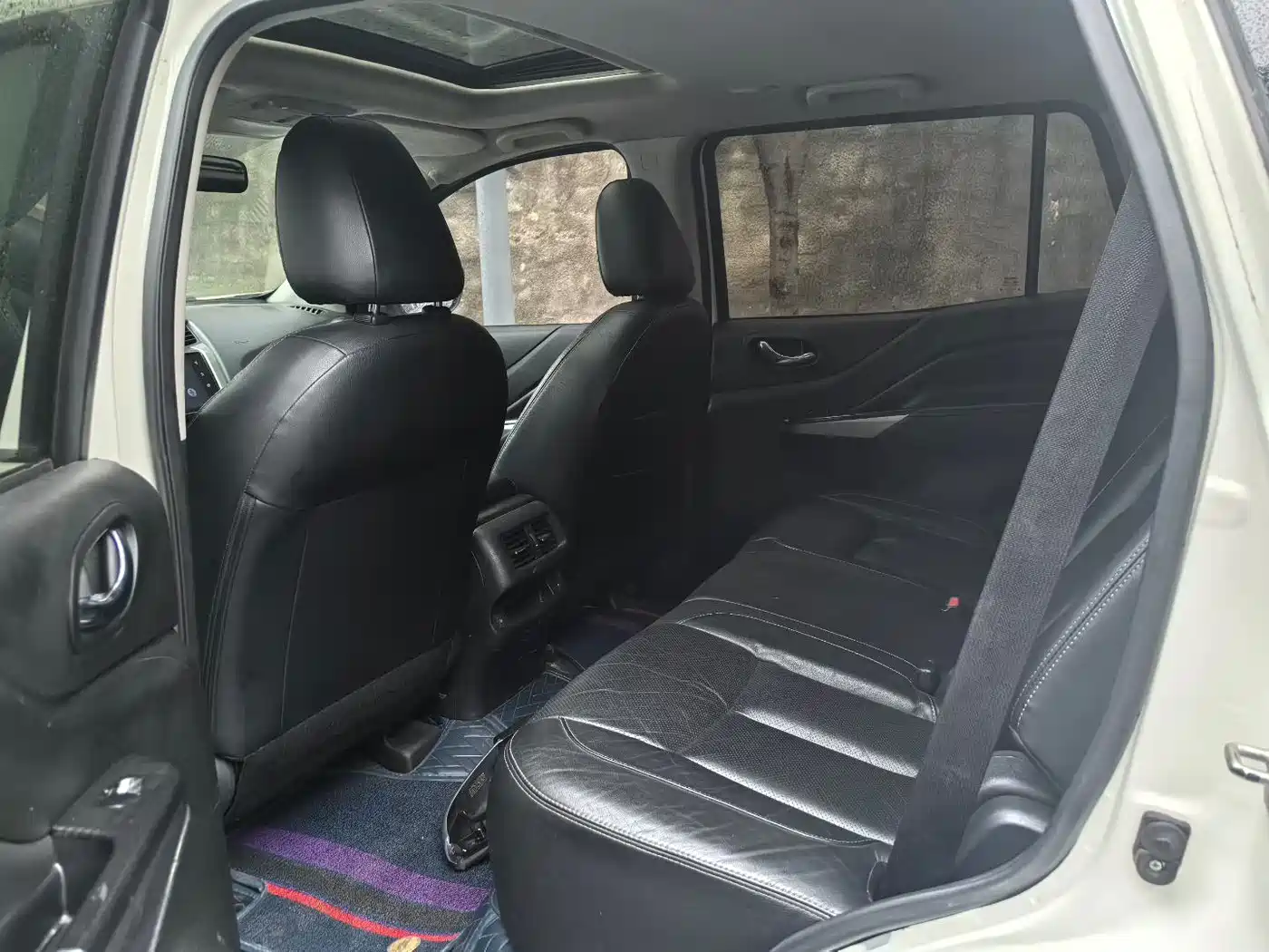 Nissan Terra 2020 2.5L XL Upper 4WD Automatic Luxury Edition фото 6