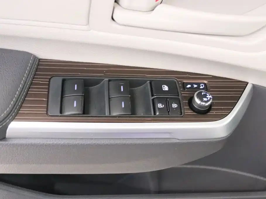 Toyota Granvia 2023 2023 2.5L Hybrid Comfort Edition