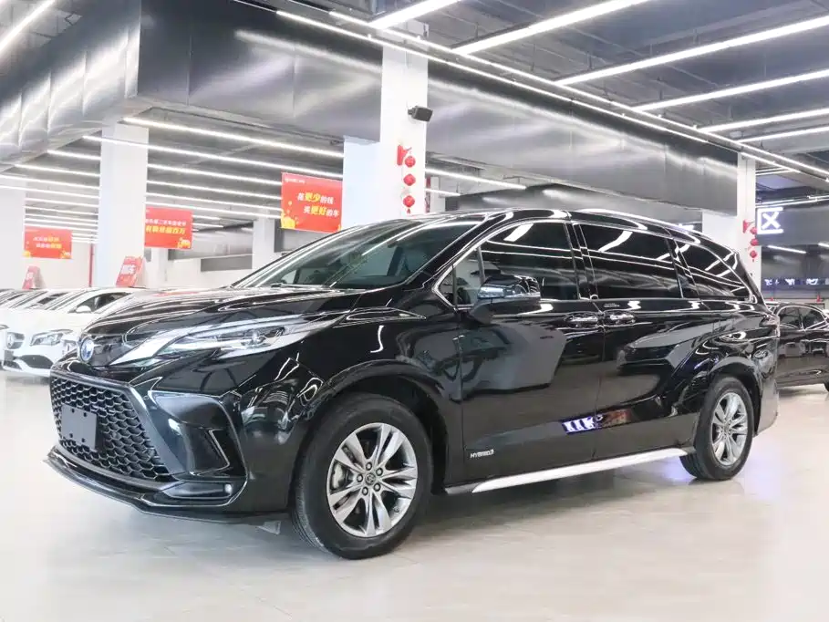 TOYOTA GREVIA