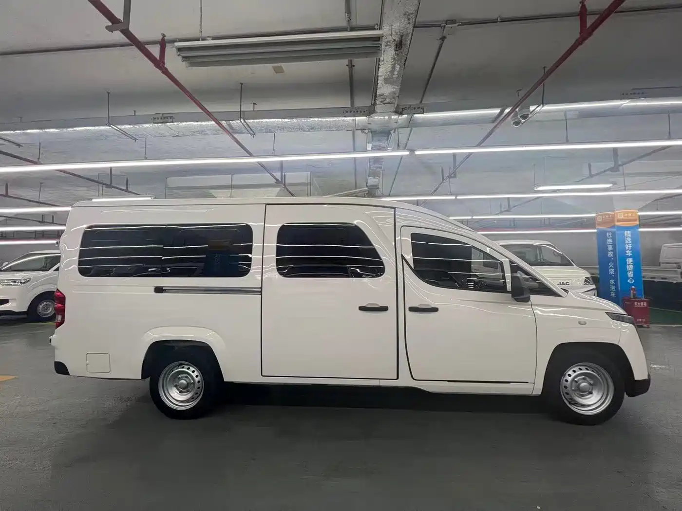Lingshi Auto Ling Shi Golden Warehouse 2025 2024 Model Year Luxury Edition First Class