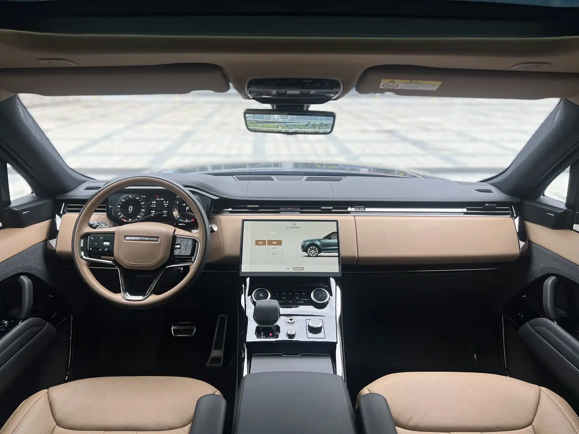Фото 10 - Land Rover Range Rover Sport