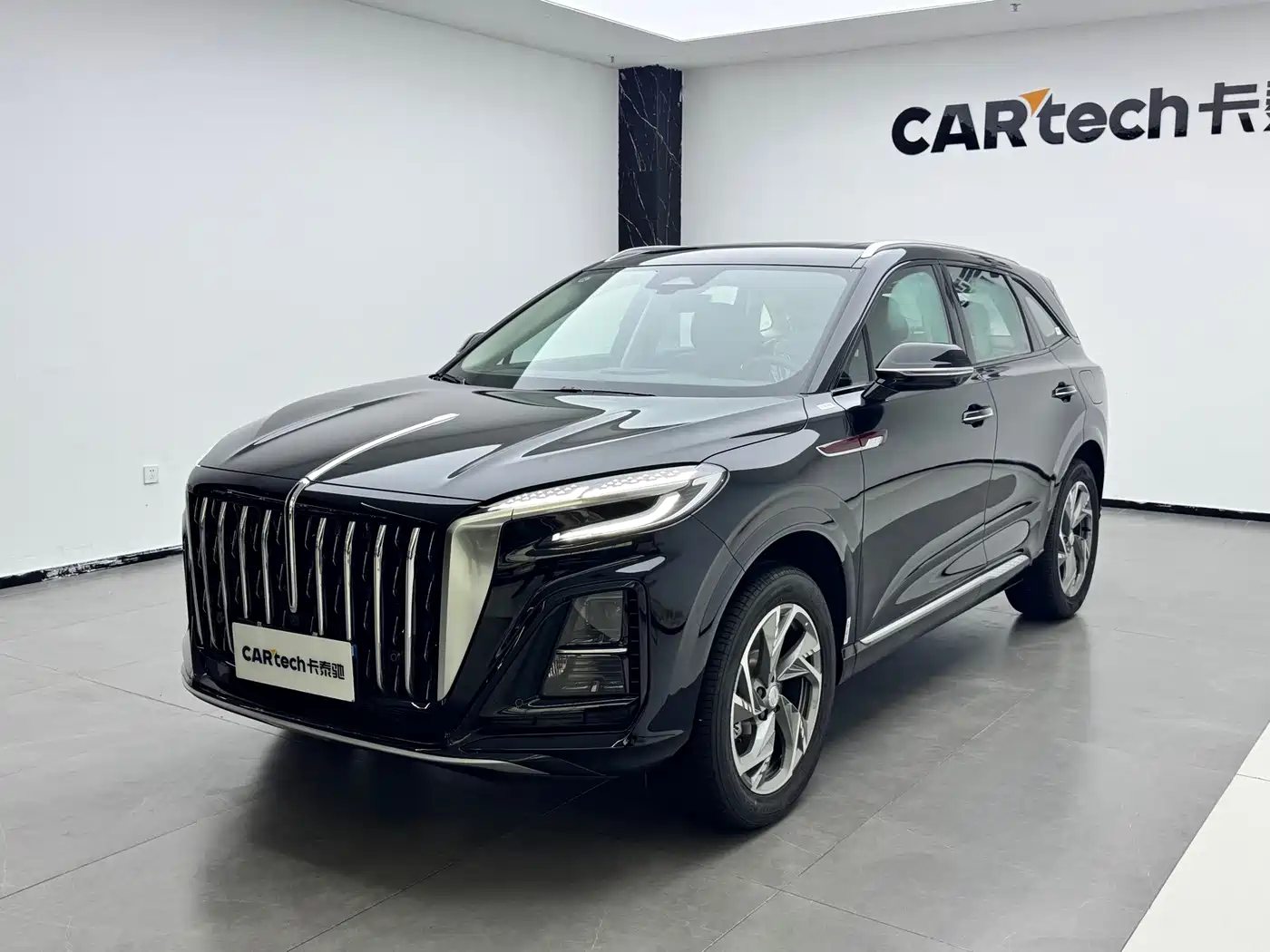 Hongqi HS3 PHEV 2025