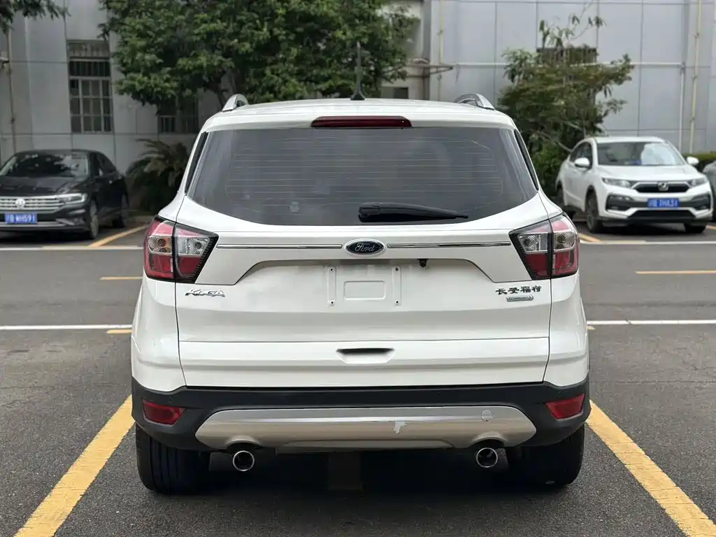 Photo 5 - Ford Kuga