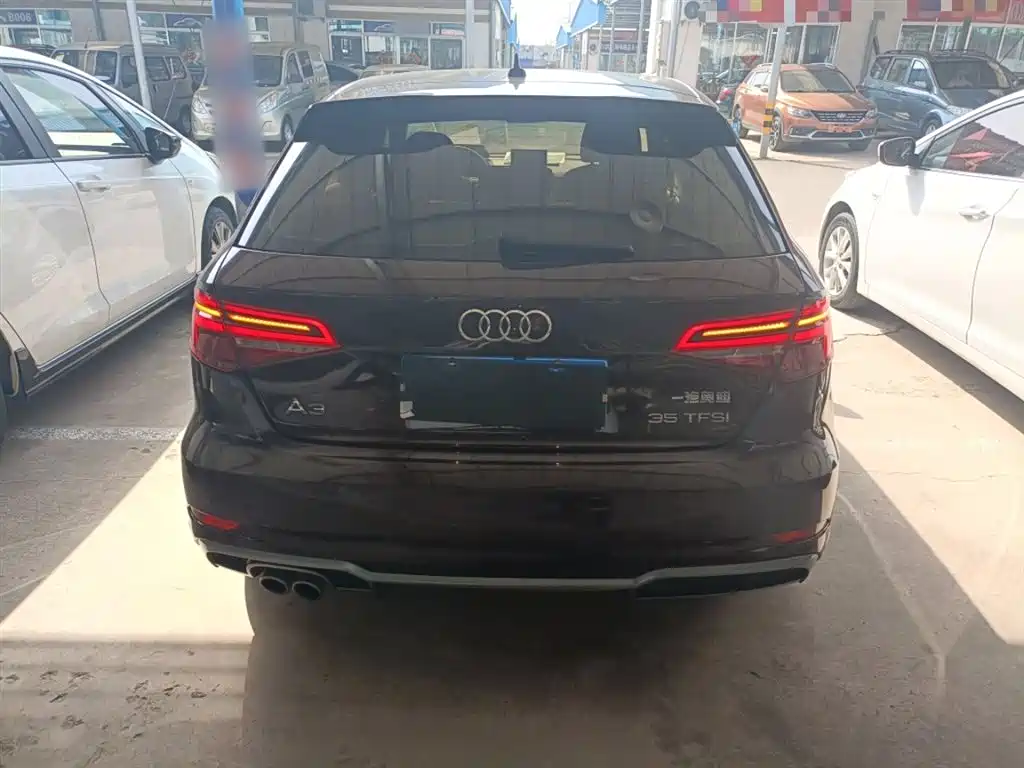 Audi A3 2018 30th Anniversary Sportback 35 TFSI Fashion фото 6