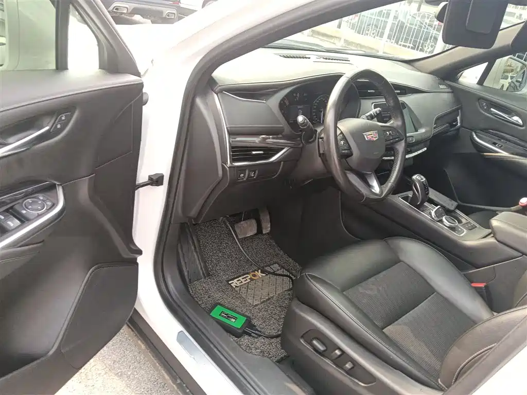 Cadillac XT4 2018 Model 28T 2WD Technology фото 16