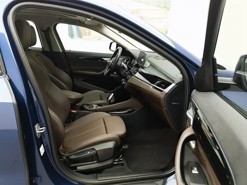 BMW X2 2021 Facelift sDrive25i M Sport Package фото 23