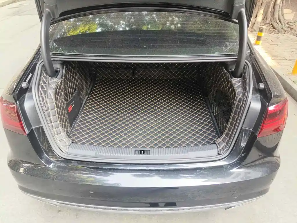 Фото 5 - Audi A6L