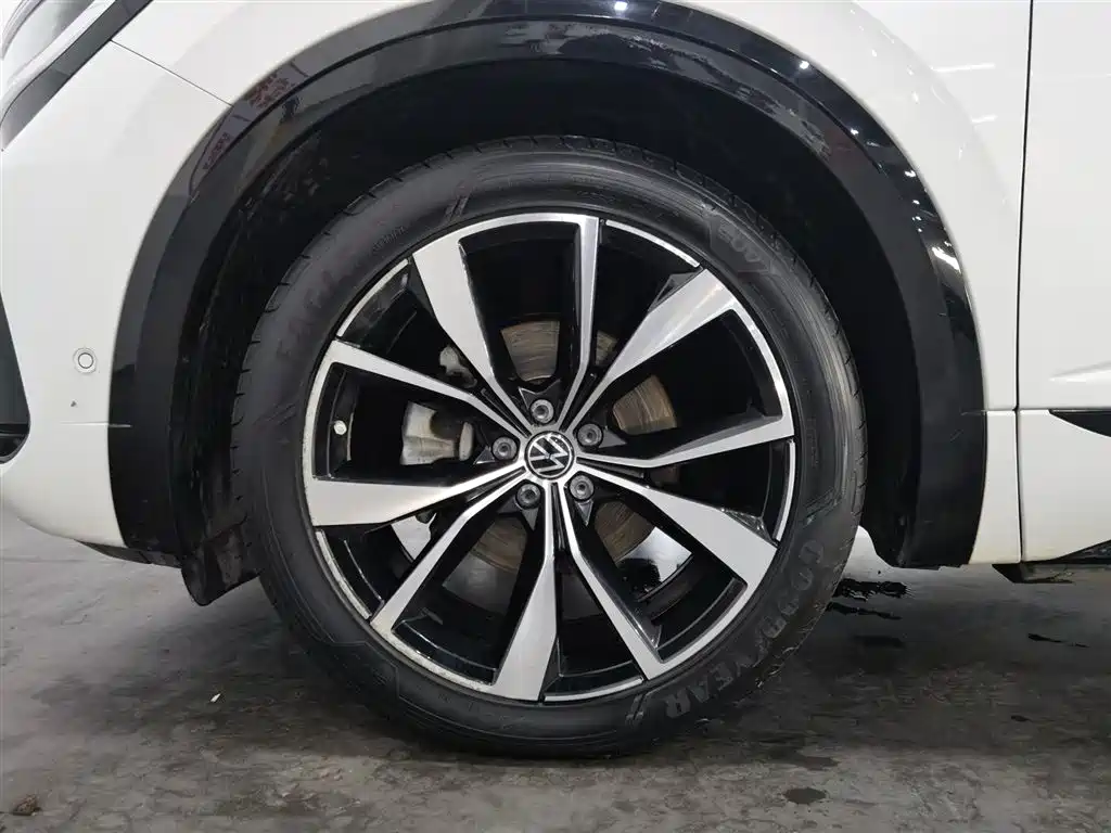 Volkswagen Talagon 2021 380TSI 4WD R-Line Explorer Edition фото 17
