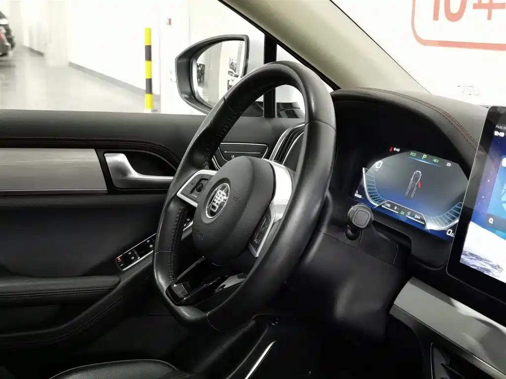 BYD Tang New Energy 2018 DM 2.0T AWD Smart Connection Enjoy Edition 7-Seater China V фото 22