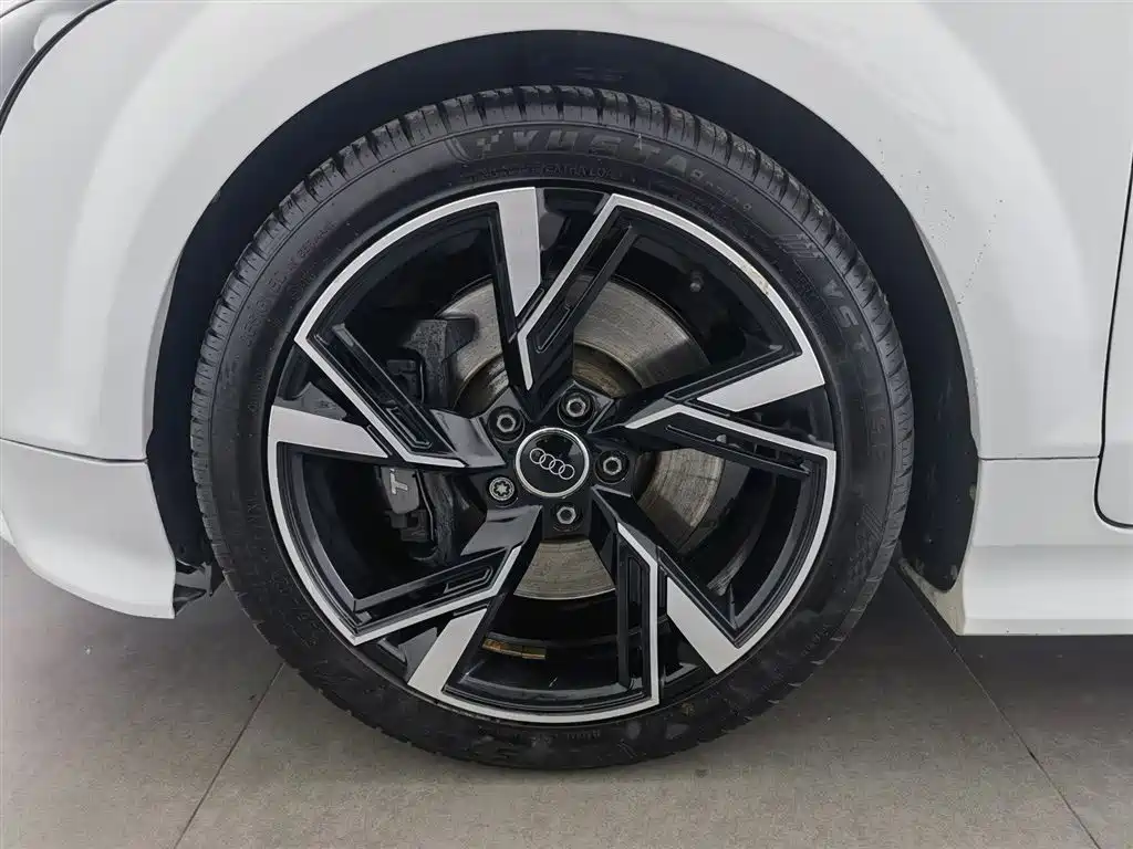 Audi TTS 2013 TTS Coupe 2.0TFSI quattro фото 17