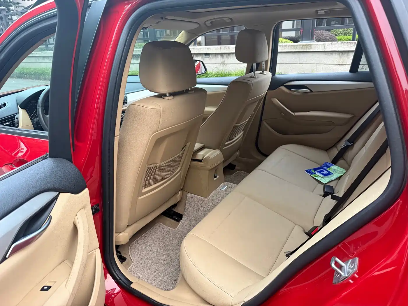 Фото 8 - BMW X1