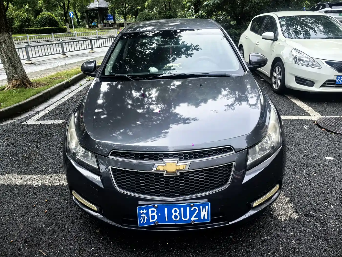Фото 2 - Chevrolet Cruze