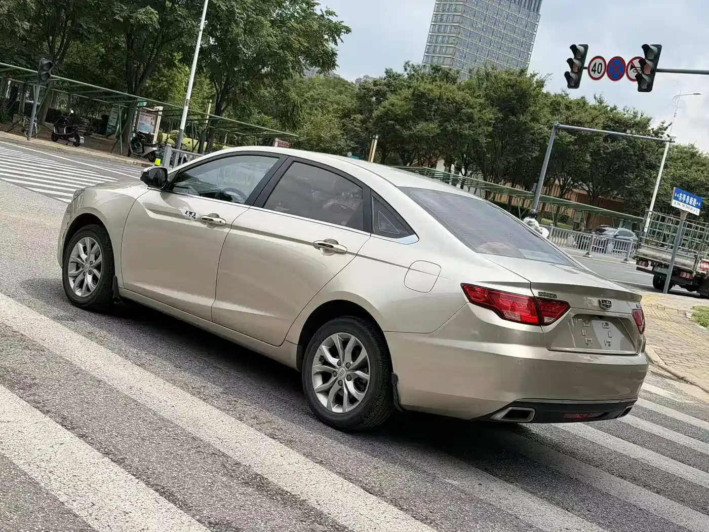 Geely Emgrand GL 2017 2017 1.8L DCT Elite