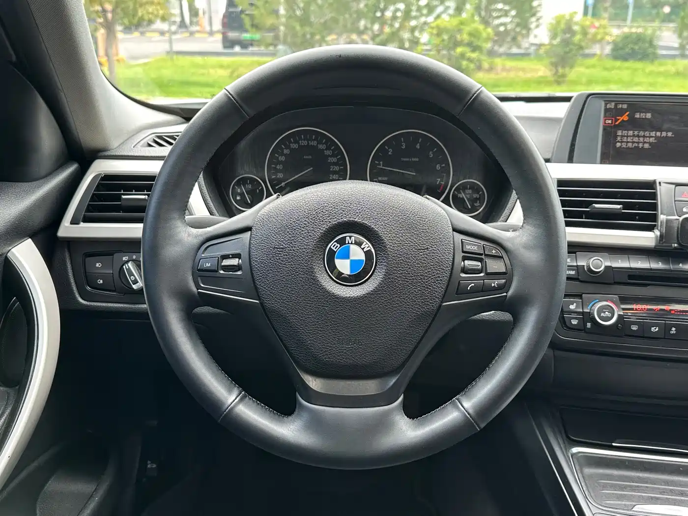 Фото 6 - BMW 3 Series