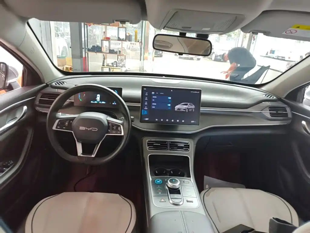 BYD Destroyer 05 2025 2024 Glory Edition DM-i 55KM Luxury