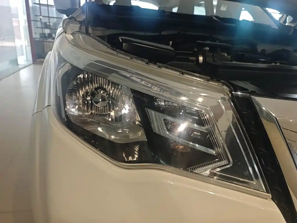Nissan Terra 2019 2018 2.5L Automatic 2WD Luxury Edition