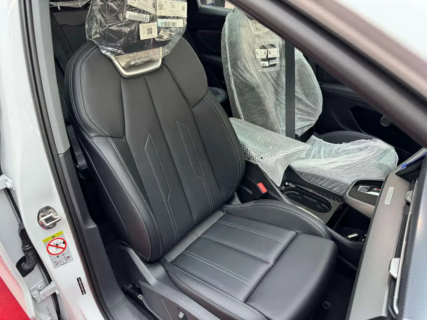 Audi Q4 e-tron 2026 2024 40 e-tron Pioneer Edition