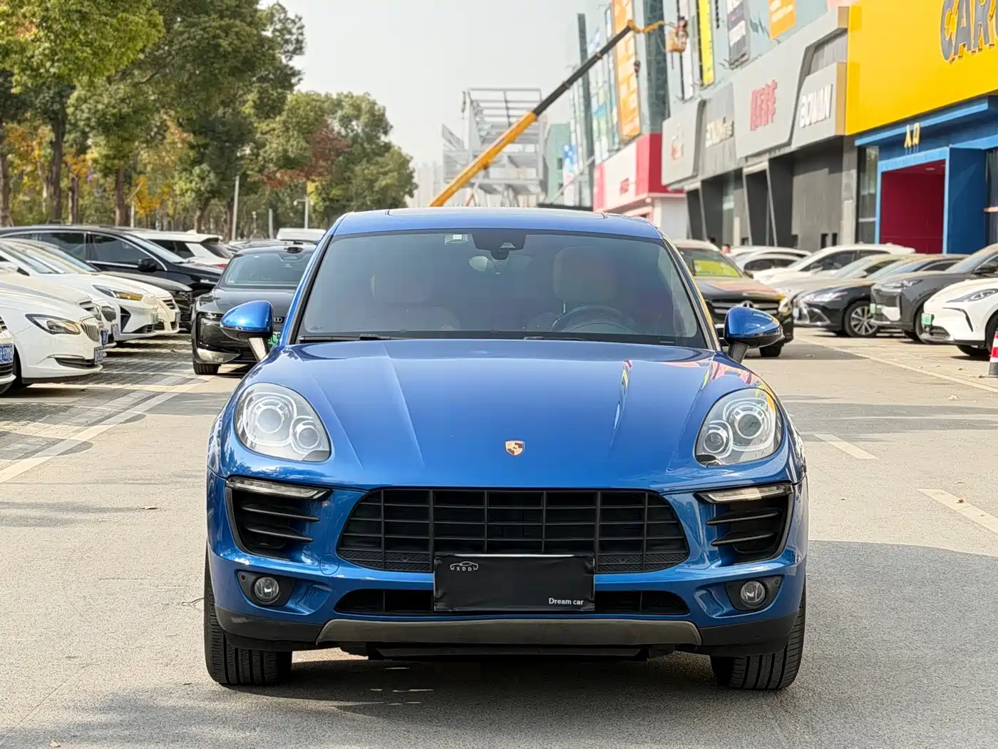 Porsche Macan 2017 Macan 2.0T фото 2