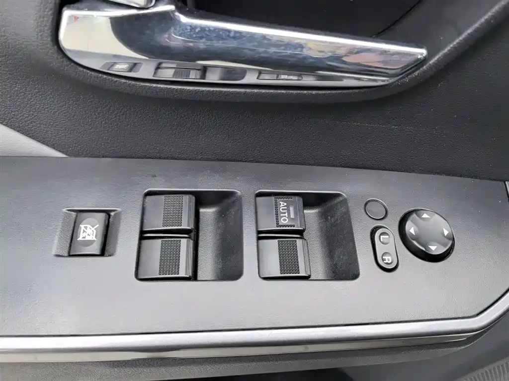 GREAT WALL FENGJUN 5