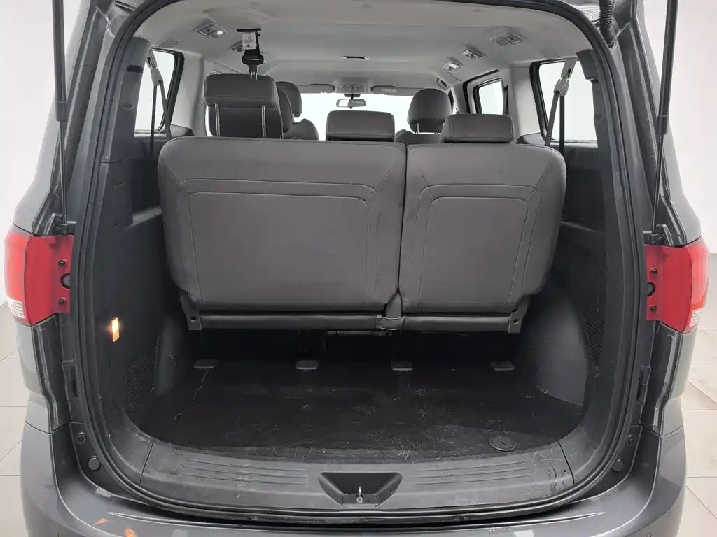 SAIC Maxus Maxus G10 2020 2021 2.0T Automatic Smart Edition Gasoline 7-Seater