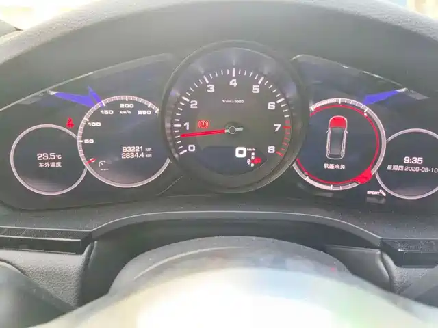 Porsche Cayenne 2018 Cayenne 3.0T — фото 4