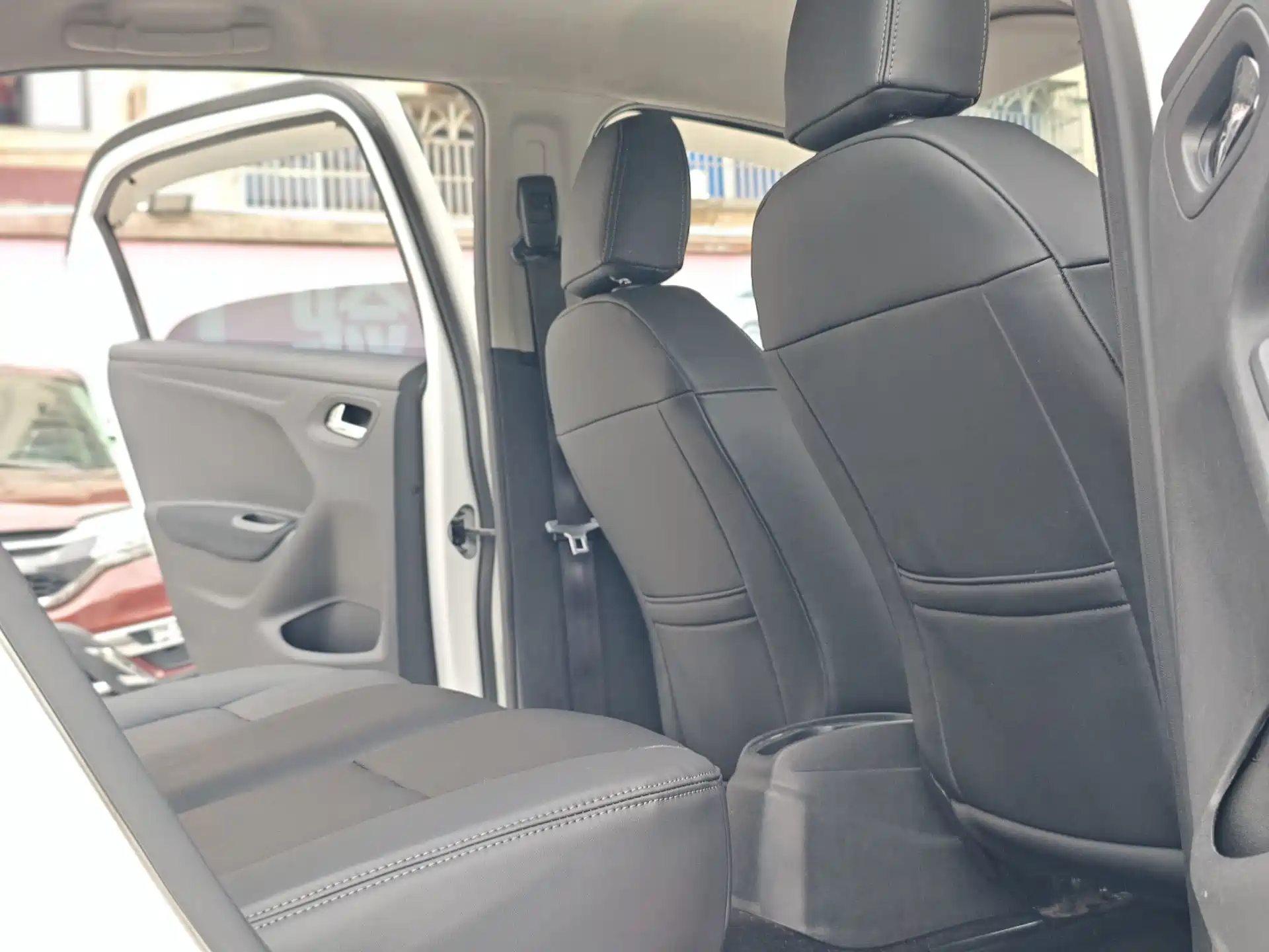 Photo 13 - Peugeot 301