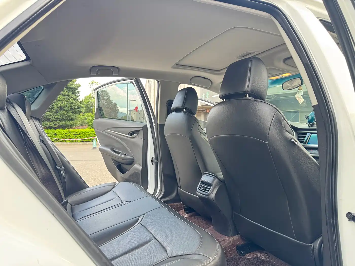 Фото 12 - Buick Excelle