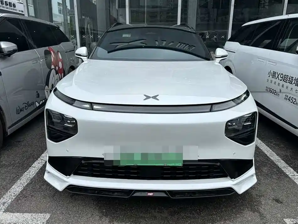 Фото 2 - XPeng G9