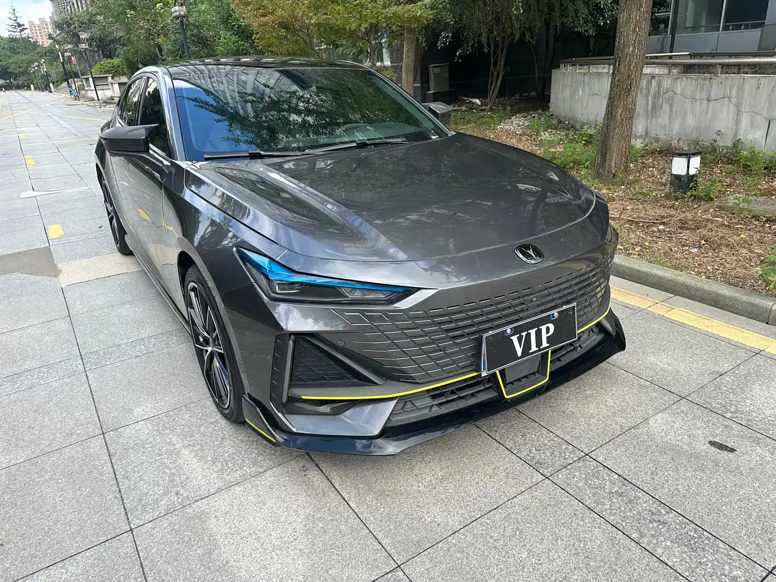 Фото 3 - Changan UNI-V