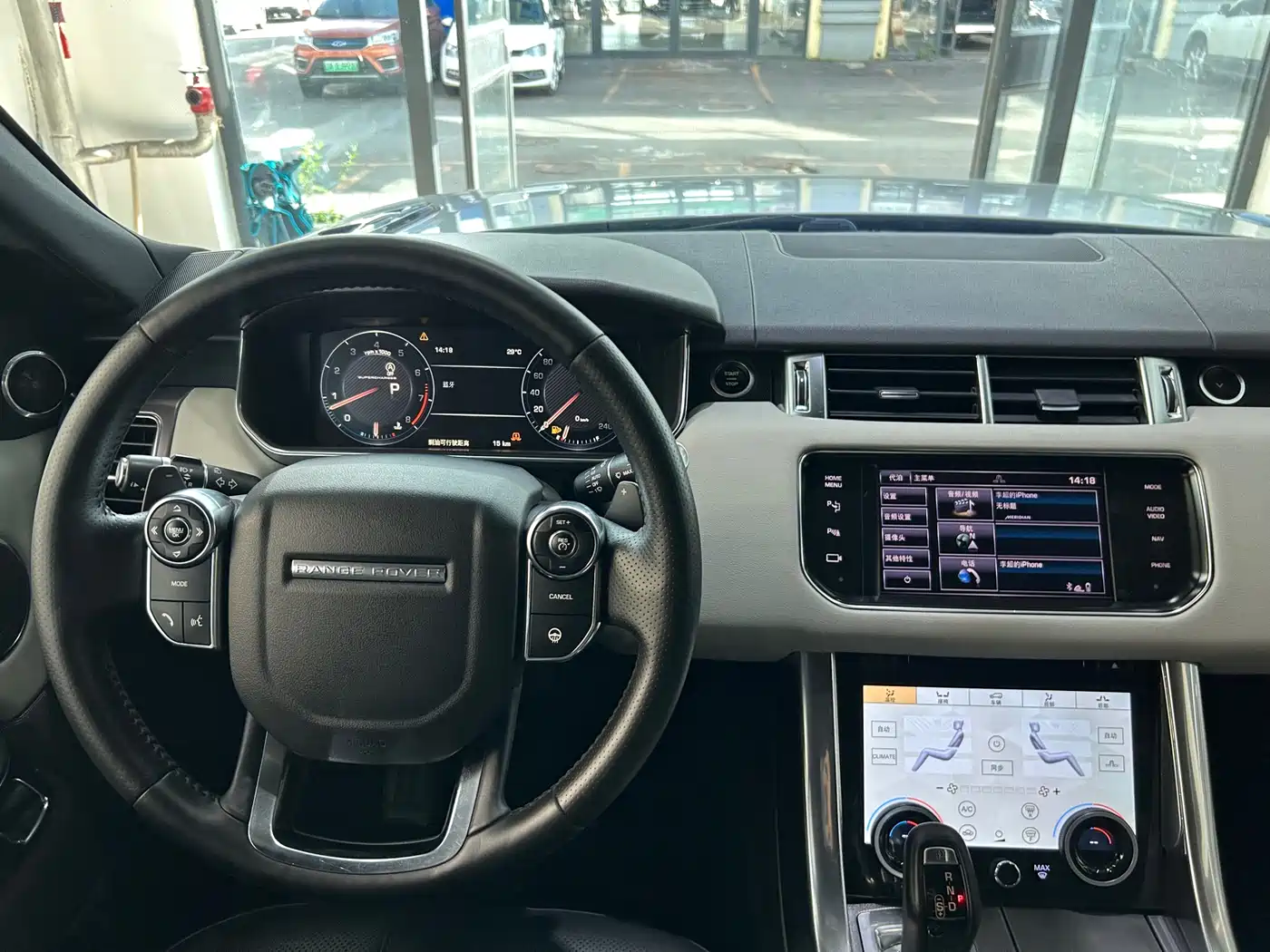 Land Rover Range Rover Sport 2014 5.0 SC V8 Dynamic Genesis Edition фото 12