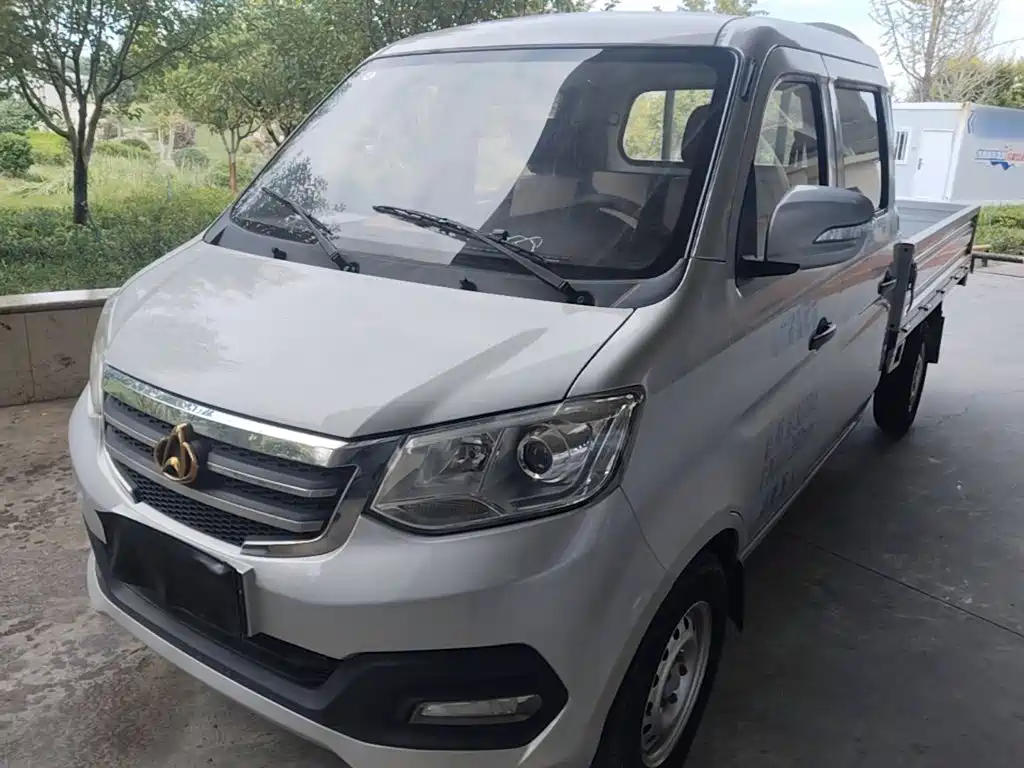 Changan Kuayue Xin Bao T3 2024 2021 1.6L Standard Edition Double Row Single Rear Wheel Flatbed 2520mm Cargo Box DAM16KR