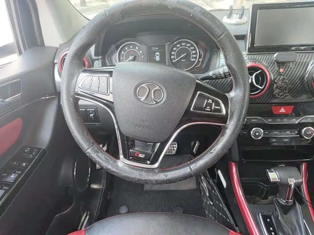 BAIC Senova X25 2016 2015 1.5L Automatic Elite
