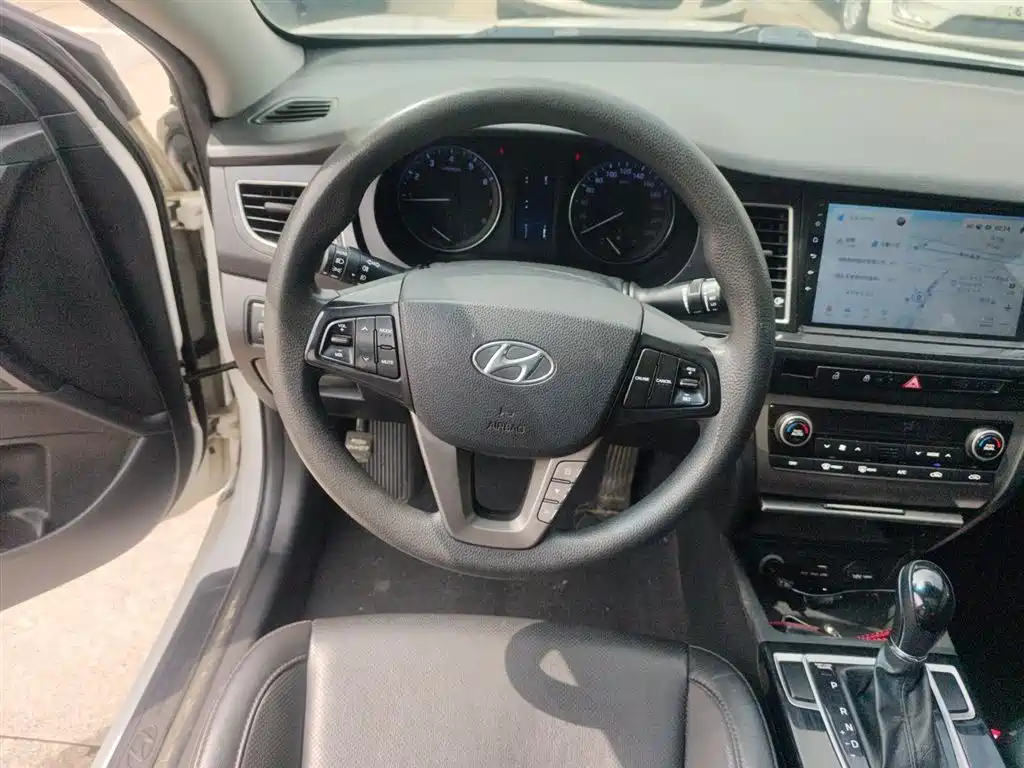 Hyundai Mistra 2014 1.8L Auto Smart GLS фото 11