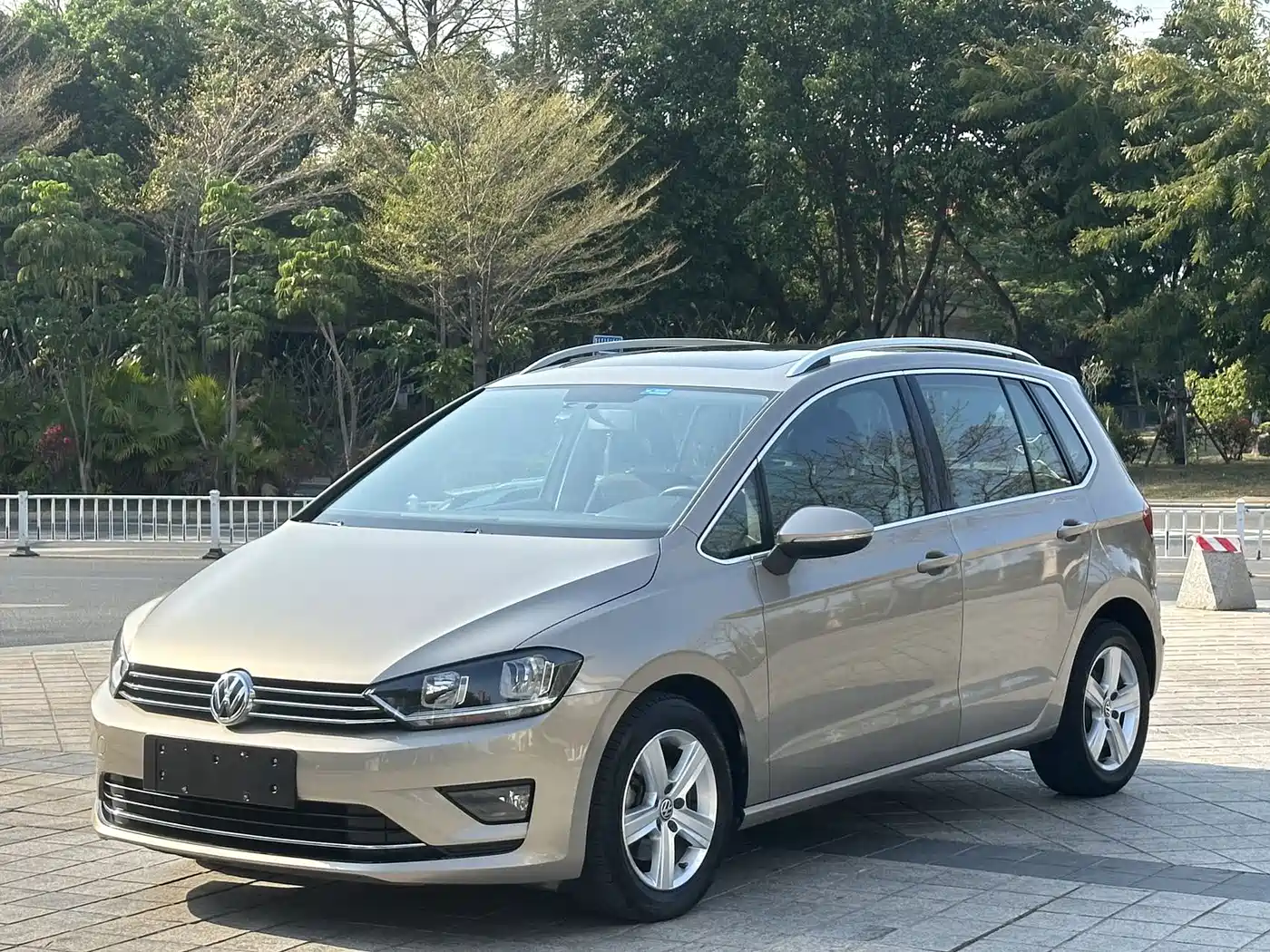 Volkswagen Golf Sportsvan 2018 1.6L Automatic Comfort