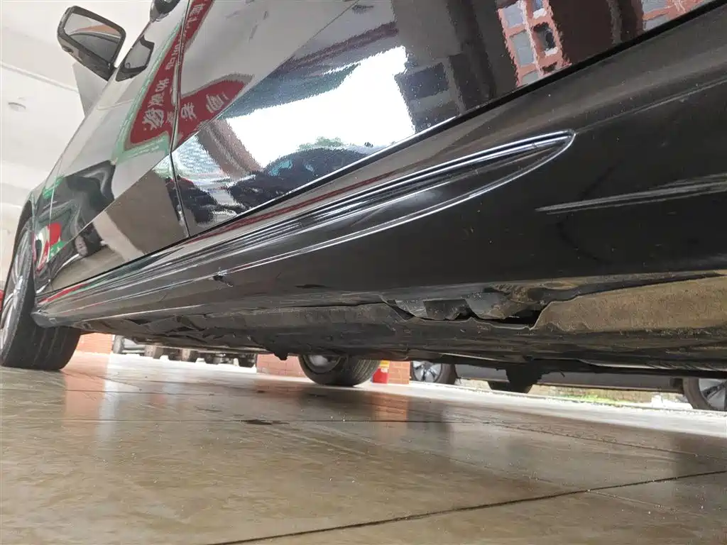 Mercedes-Benz E-Class 2015 Facelift E 260 L Sport фото 21