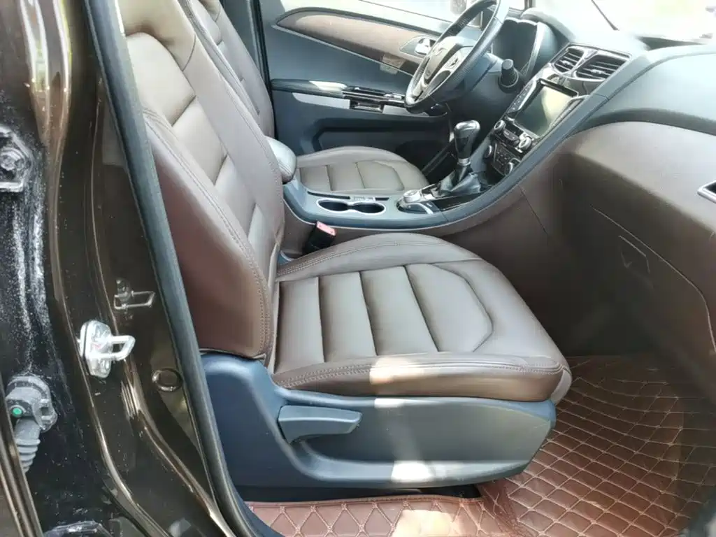 Haima Famila F7 2018 2017 Model 1.5T 7-Seater Automatic Flagship