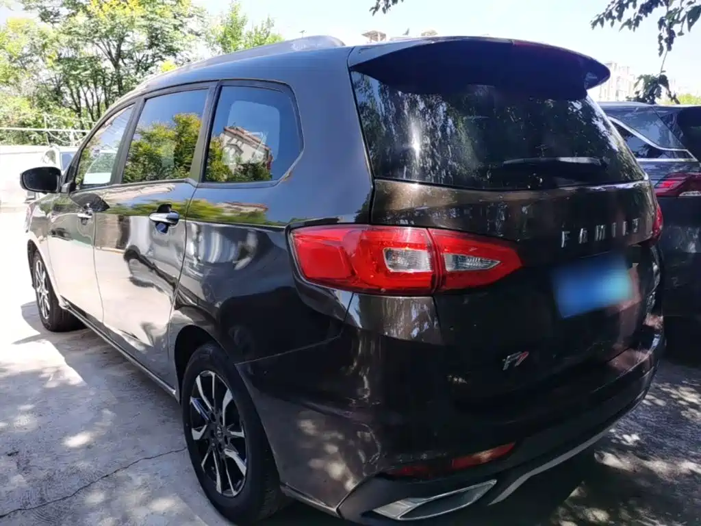 Haima Famila F7 2018 2017 Model 1.5T 7-Seater Automatic Flagship