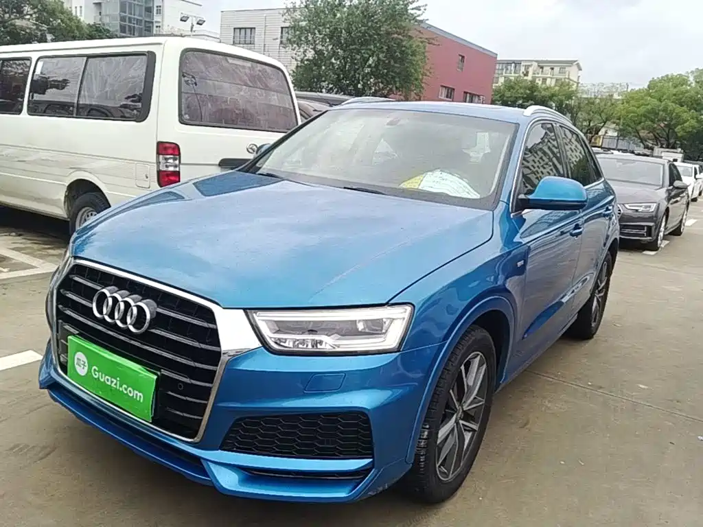 Фото 2 - Audi Q3