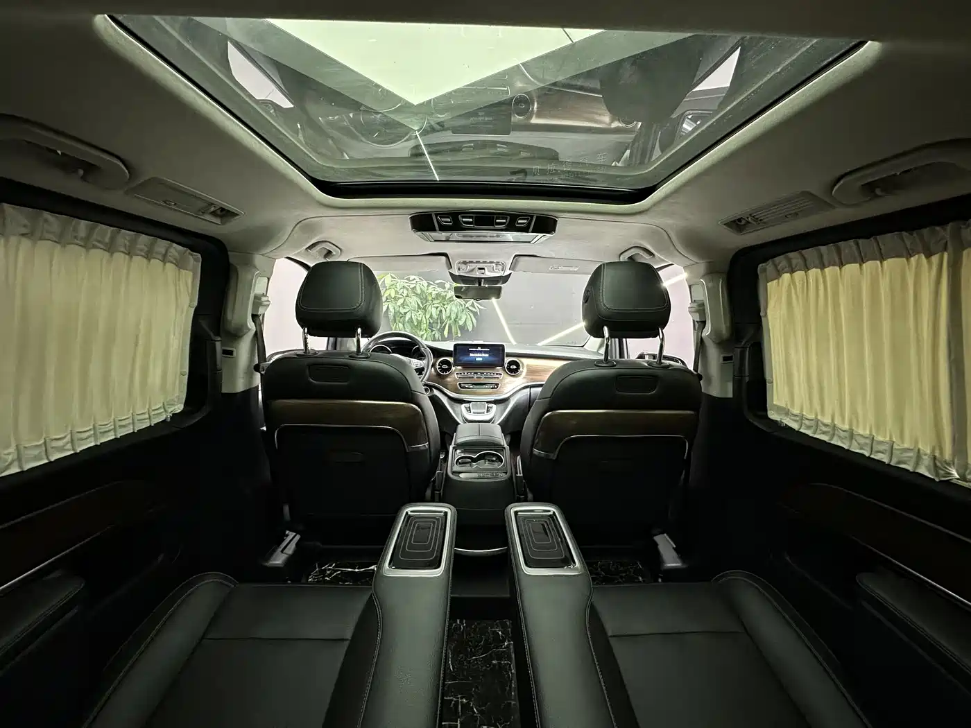 MERCEDES-BENZ V CLASS