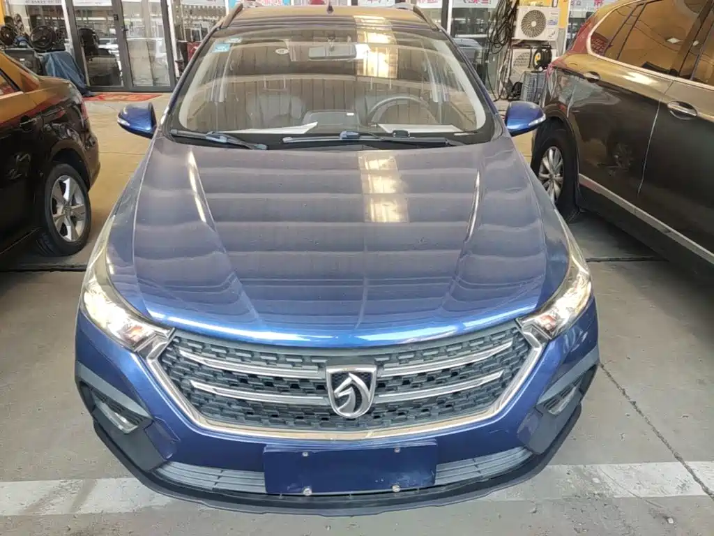 Baojun 310W 2019 2018 1.5L Auto Fashion China V
