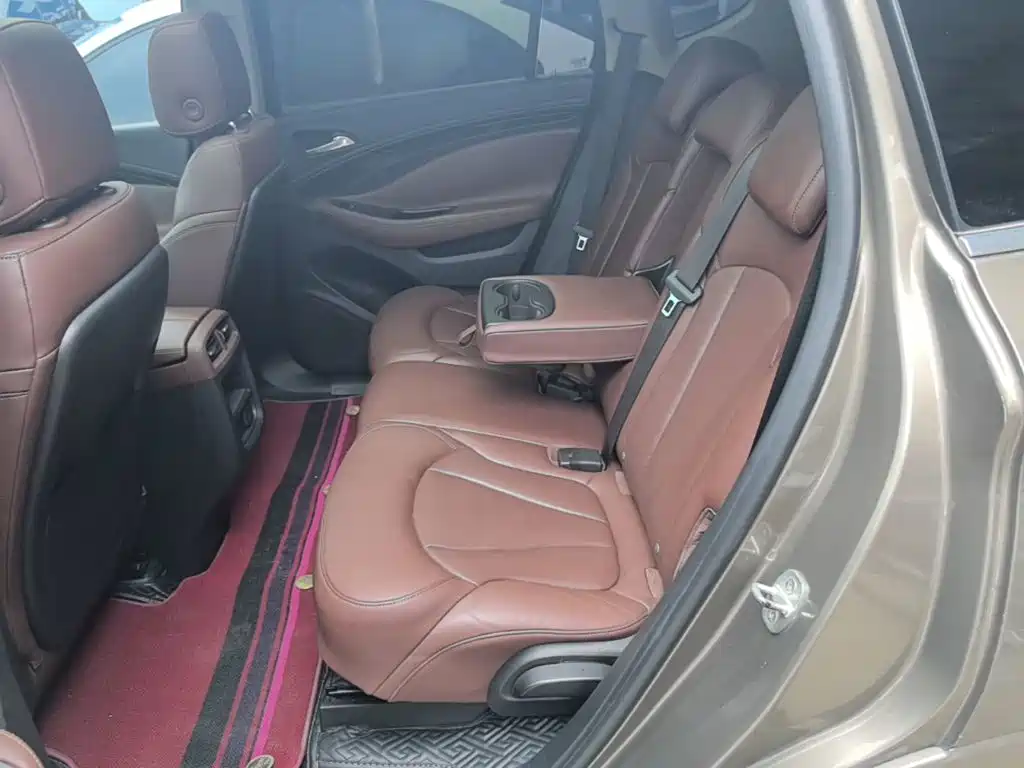 Фото 17 - Buick Envision Plus