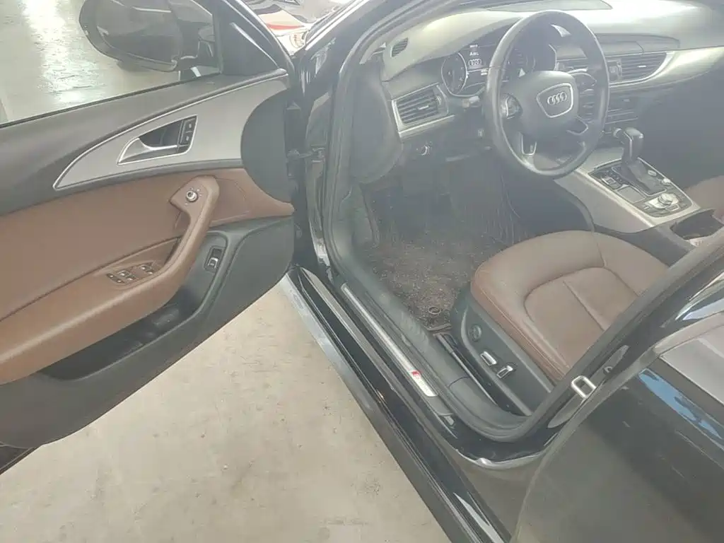 Фото 16 - Audi A6L