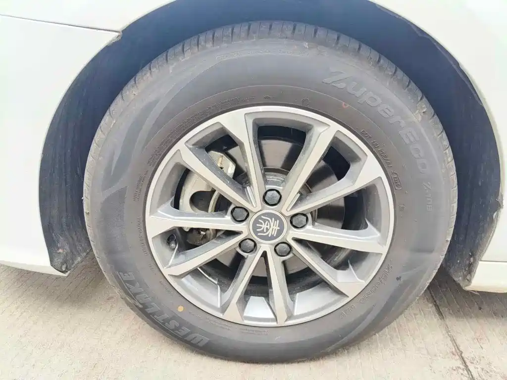 Фото 7 - BYD Qin PLUS